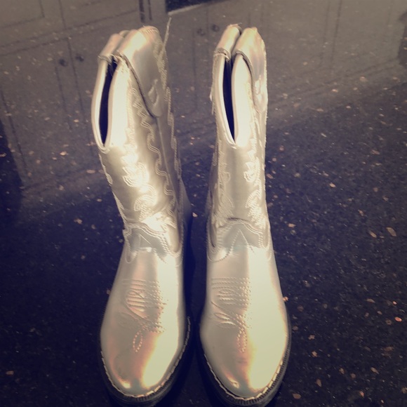 Nordstrom Other - Nordstrom cowboy boots children’s size 9 Nordstrom Other - Nordstrom cowboy boots children’s size 9